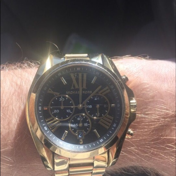 Michael Kors Bradley MK-5739 Goldtone Men’s Watch - Picture 3 of 3